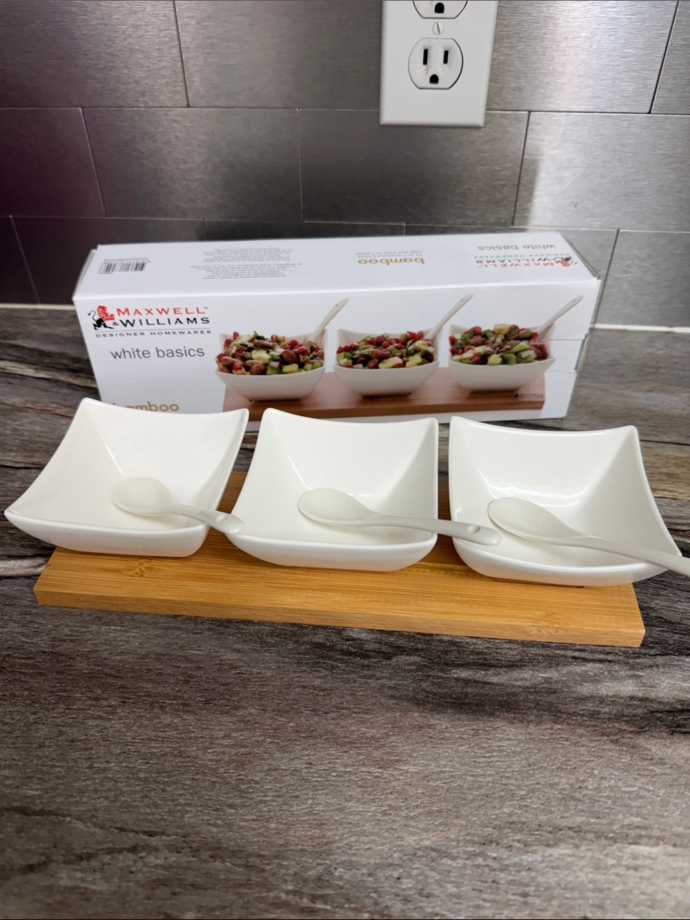 New Maxwell & Williams Condiment Set